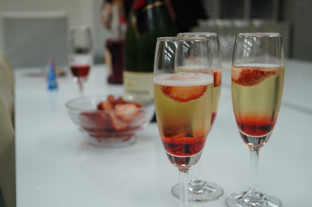 champagne strawberry
