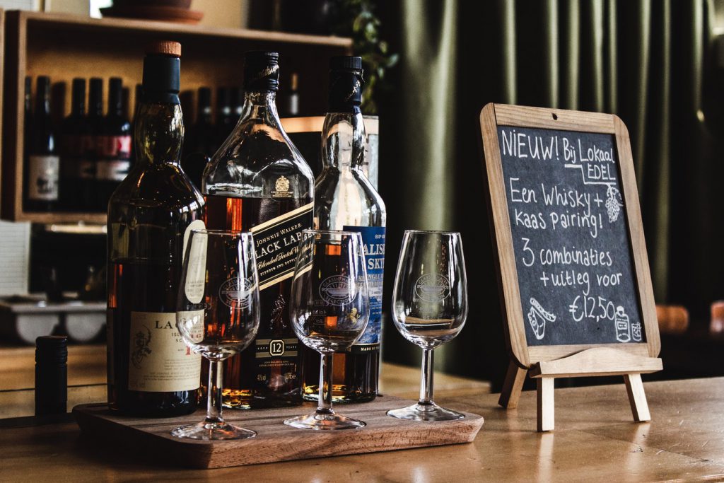 organiseer een whisky tasting